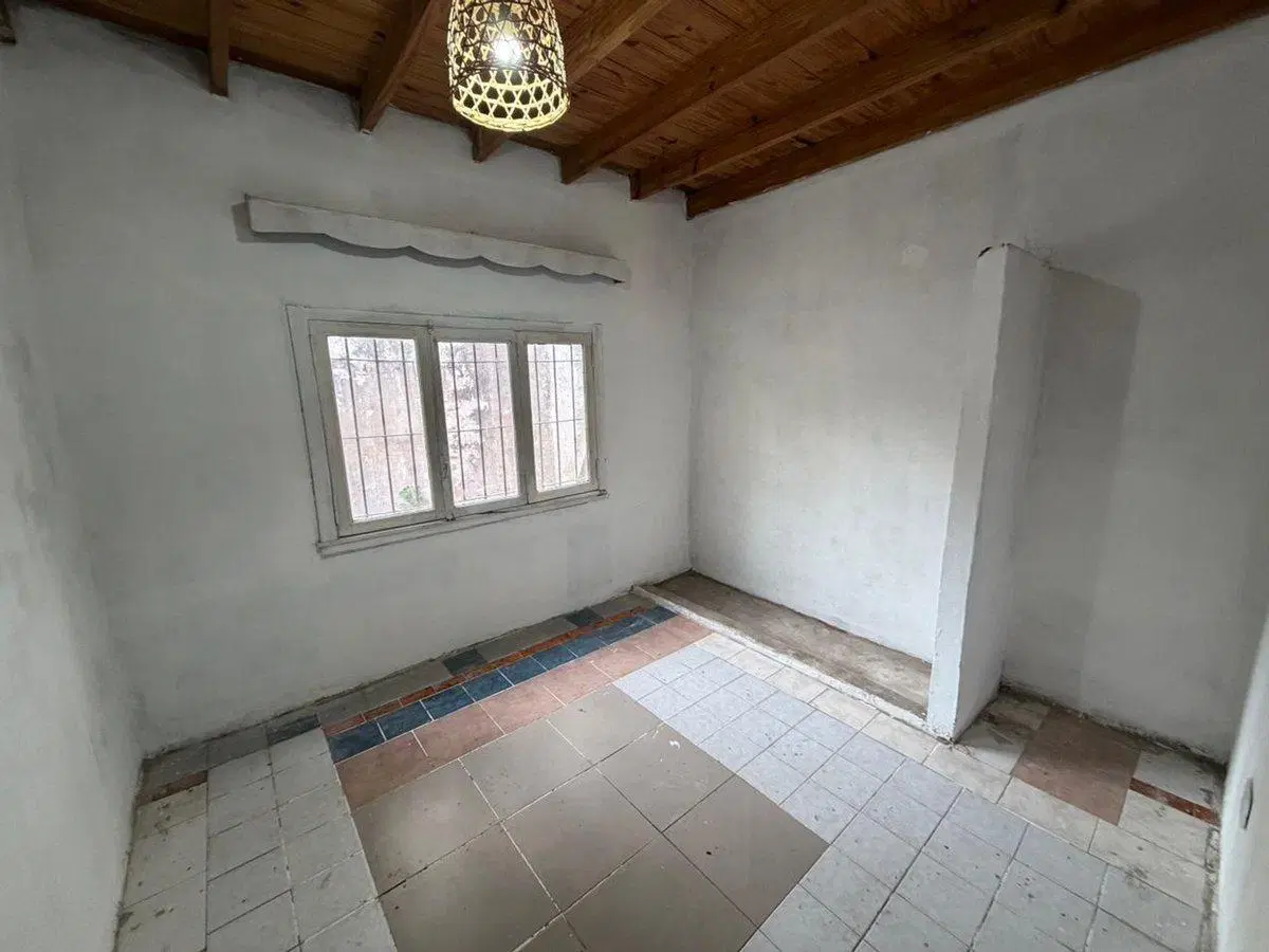 ALQUILER PH 3 AMB CON COCHERA Y PATIO - CASTELAR 2