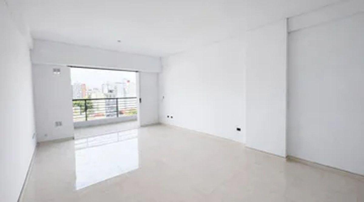 VENTA DE AMPLIO DEPARTAMENTO 3 AMBIENTES CASEROS