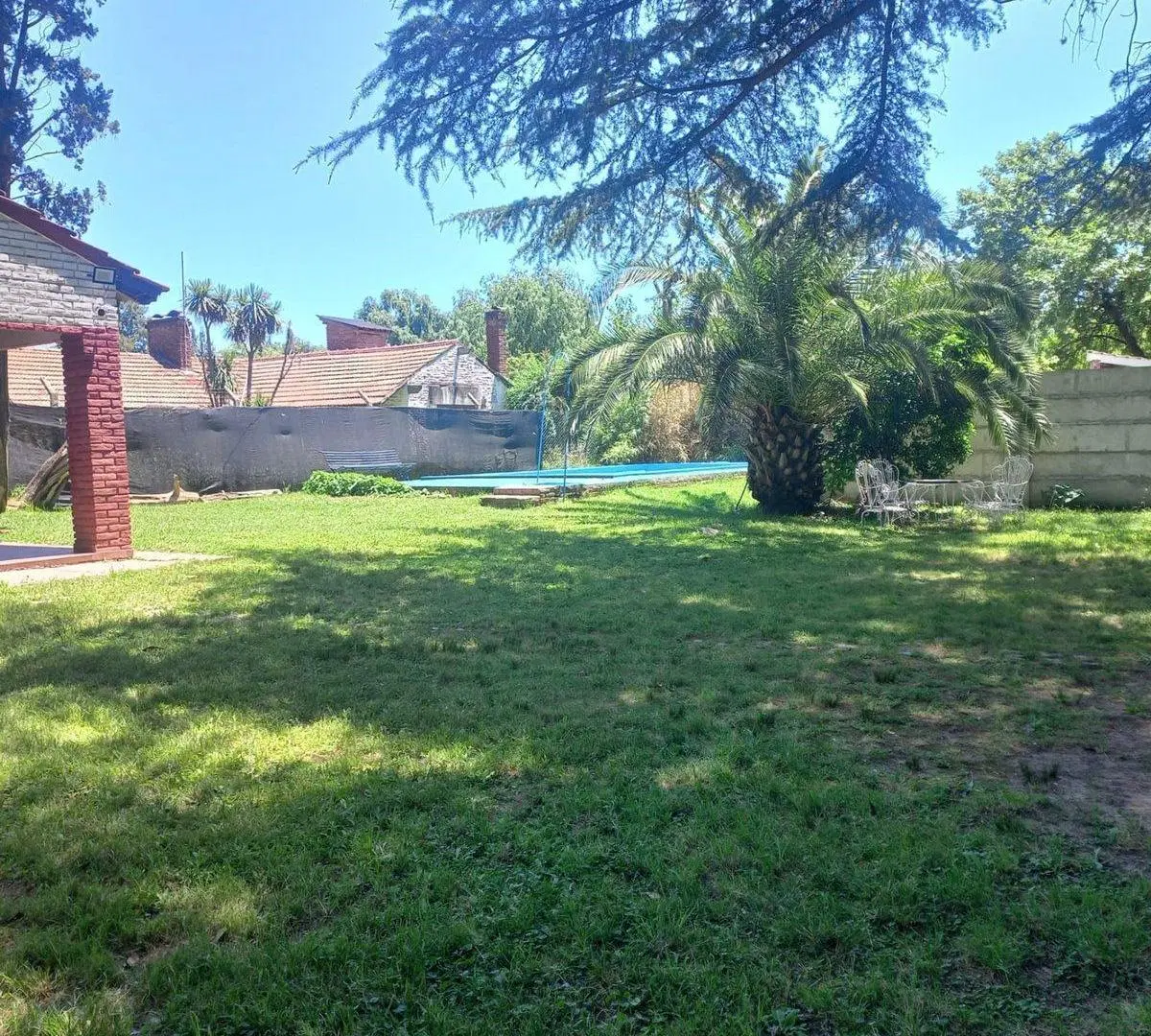 VENTA CASA CON PILETA TORTUGUITAS 950 MTR- PERMUTA 3