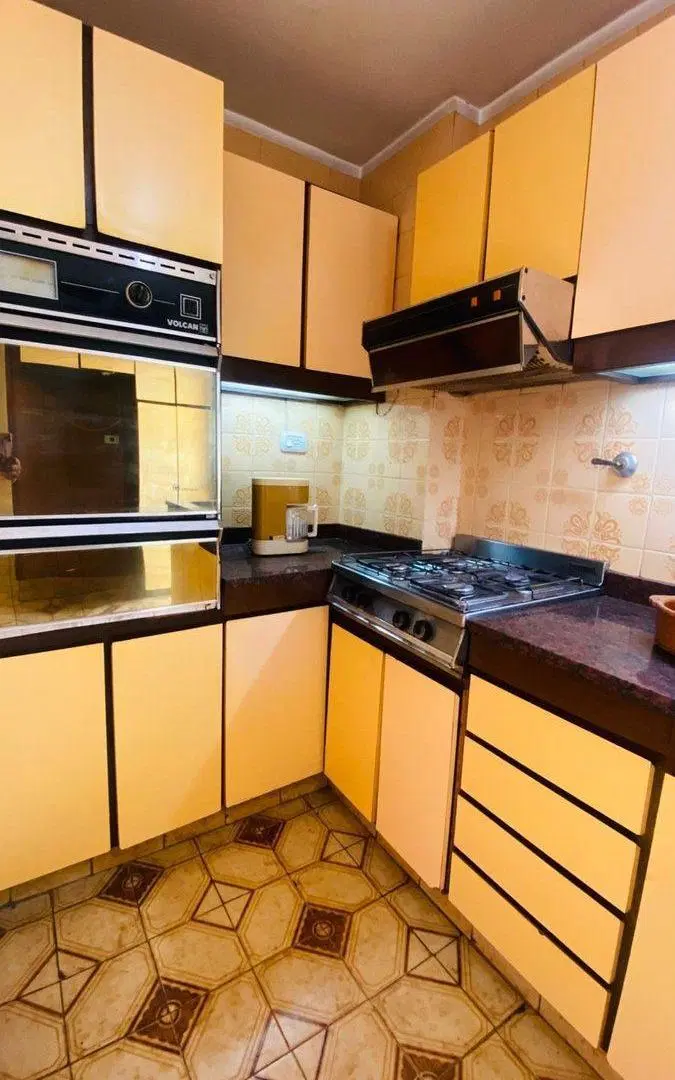 VENTA DEPTO 4 AMBIENTES CON BALCON EN FLORES 5