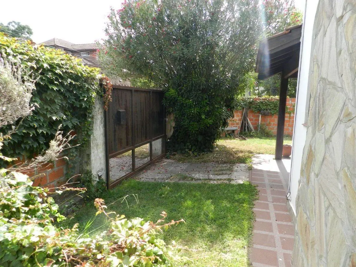VENTA CASA 4 AMBIENTES EN DON TORCUATO-APTO CRED. 2