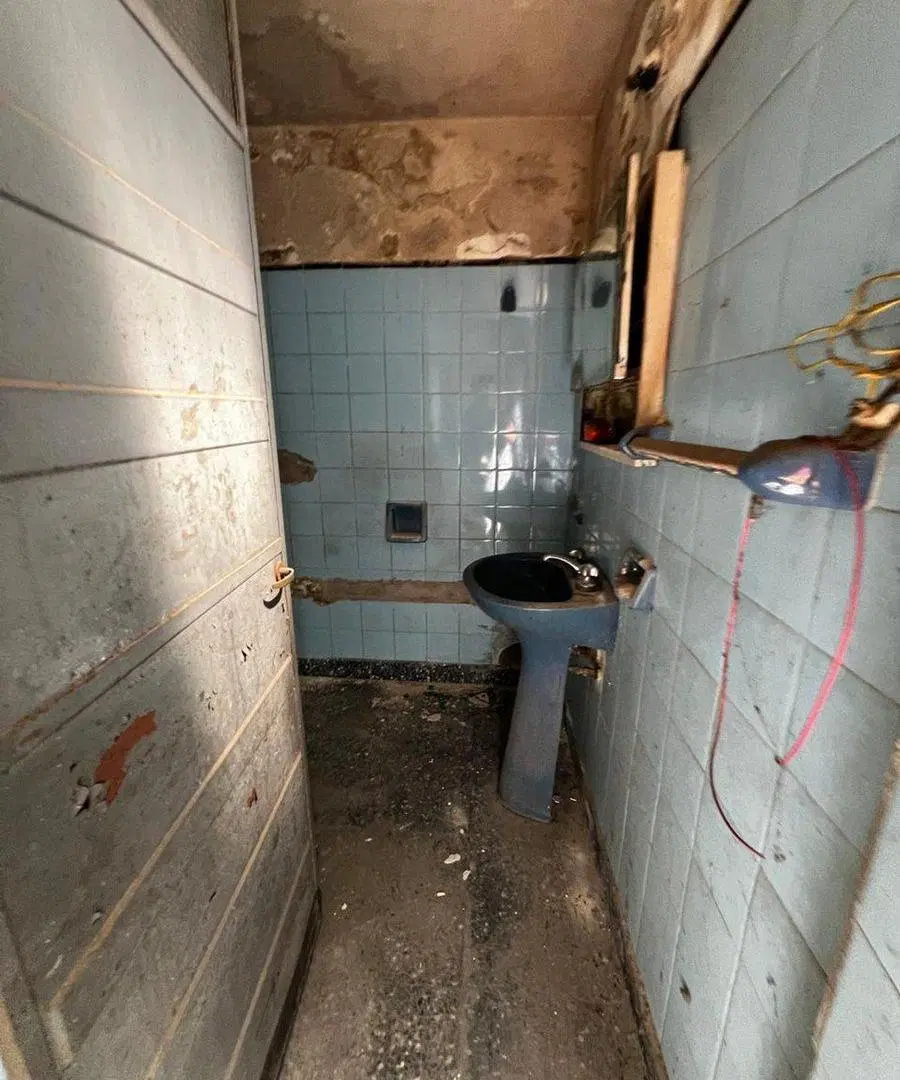 VENTA CASA A REFACCIONAR SAN MARTIN. PERMUTA 3