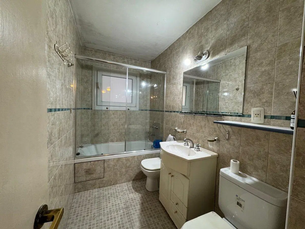 VENTA DEPTO 3 AMB CON DEPEN EN RECOLETA 3