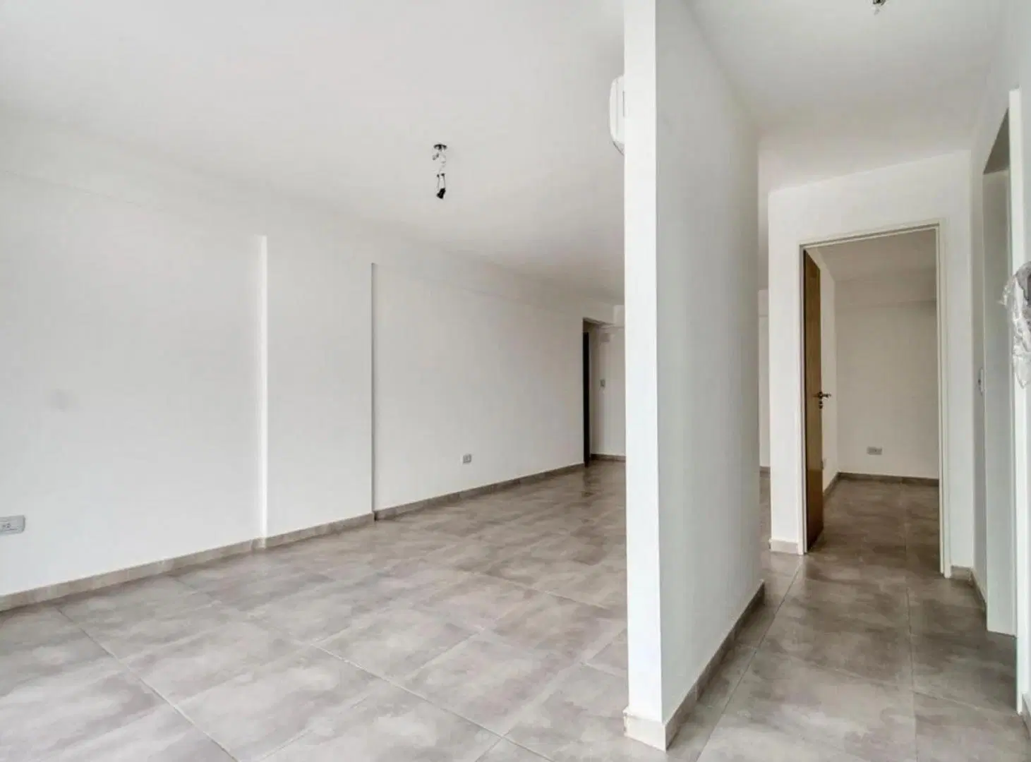 VENTA DE DEPARTAMENTO 2 AMBIENTES V BOSCH CENTRO 3