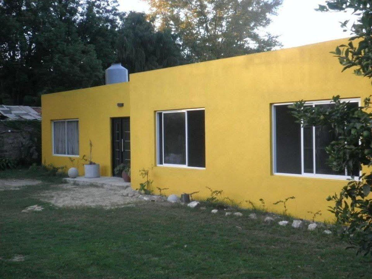 VENTA CASA 5 AMBIENTES - A REFACCIONAR-TORTUGUITAS
