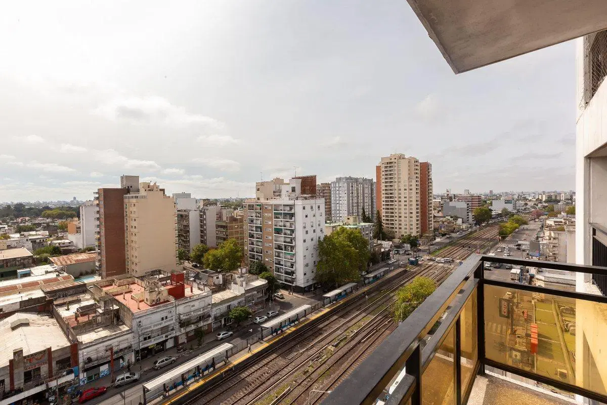 VENTA DPTO 4 AMB EN RAMOS MEJIA C/COCHERA -PERMUTA 3