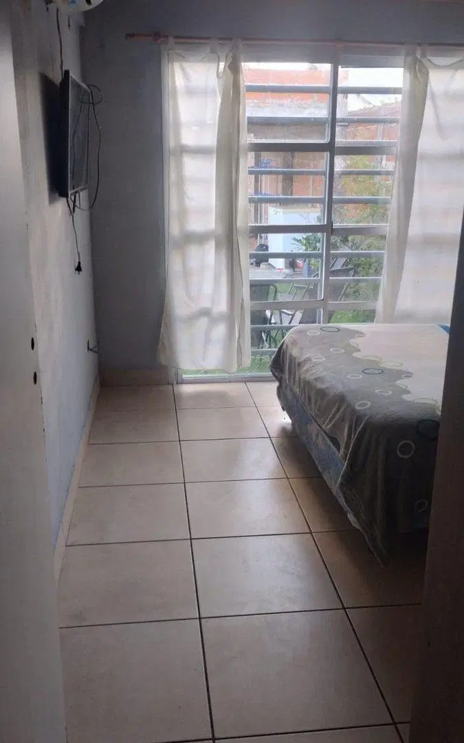 VENTA DE CASA EN LOTEO SANTA ANA  PERMUTA 2