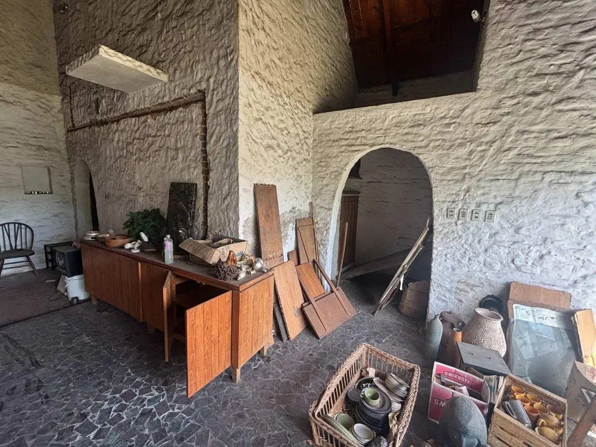 VENTA CASA + 2 GALPONES TERRENO 851 M2 4