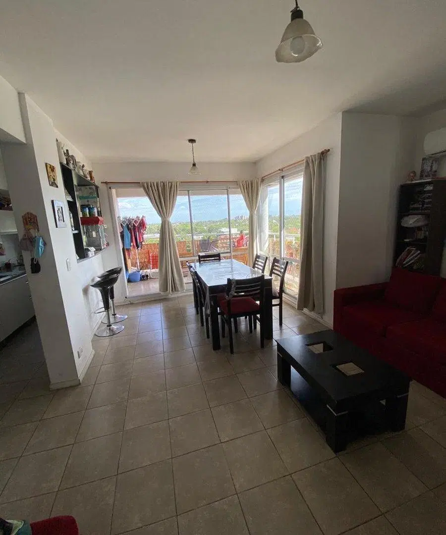 VENTA DEPTO 3 AMB CON BALCON Y COCHERA - CASTELAR 4