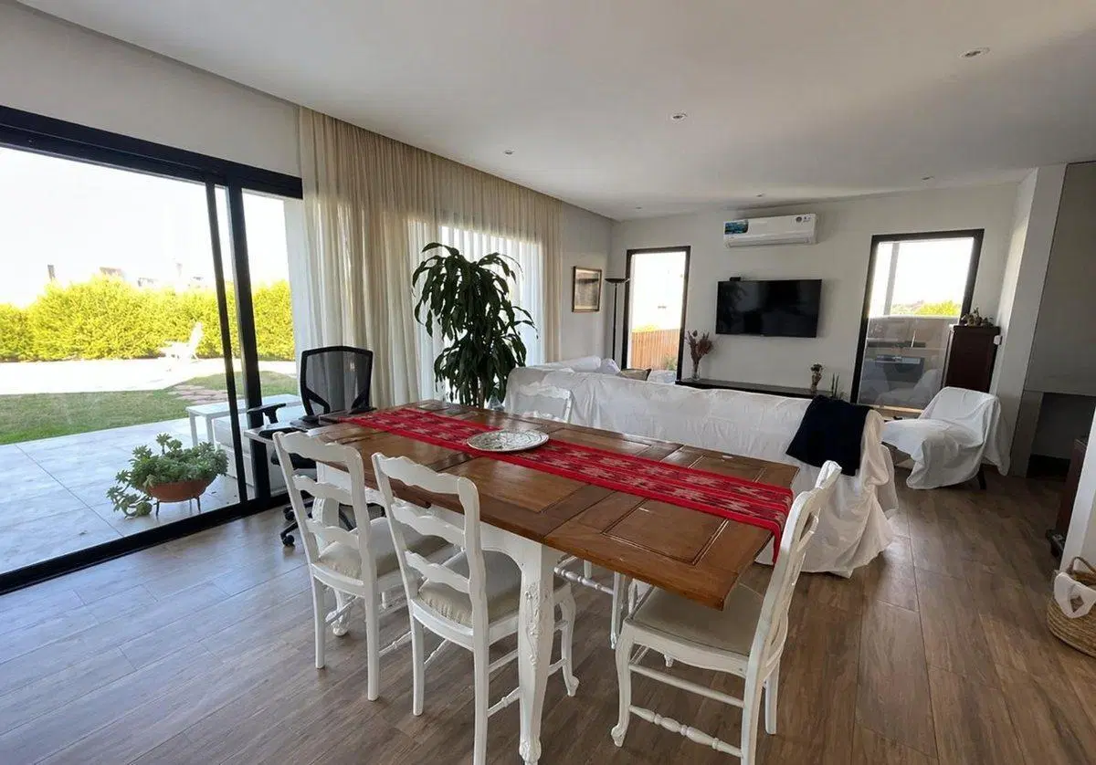 Venta Casa 5 amb.c/piscina San Sebastián( permuta) 5
