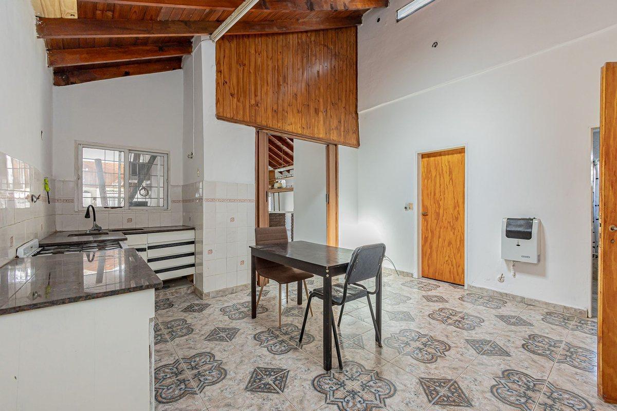 VENTA CASA HURLINGHAM 5 AMB - APTO CRÉDITO