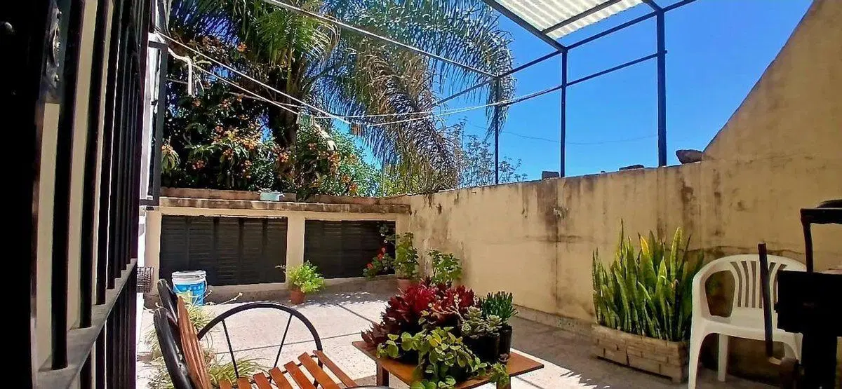 VENTA DPTOS 3 Y 4 AMB C/GALPON Y COCHERAS- CASEROS 3