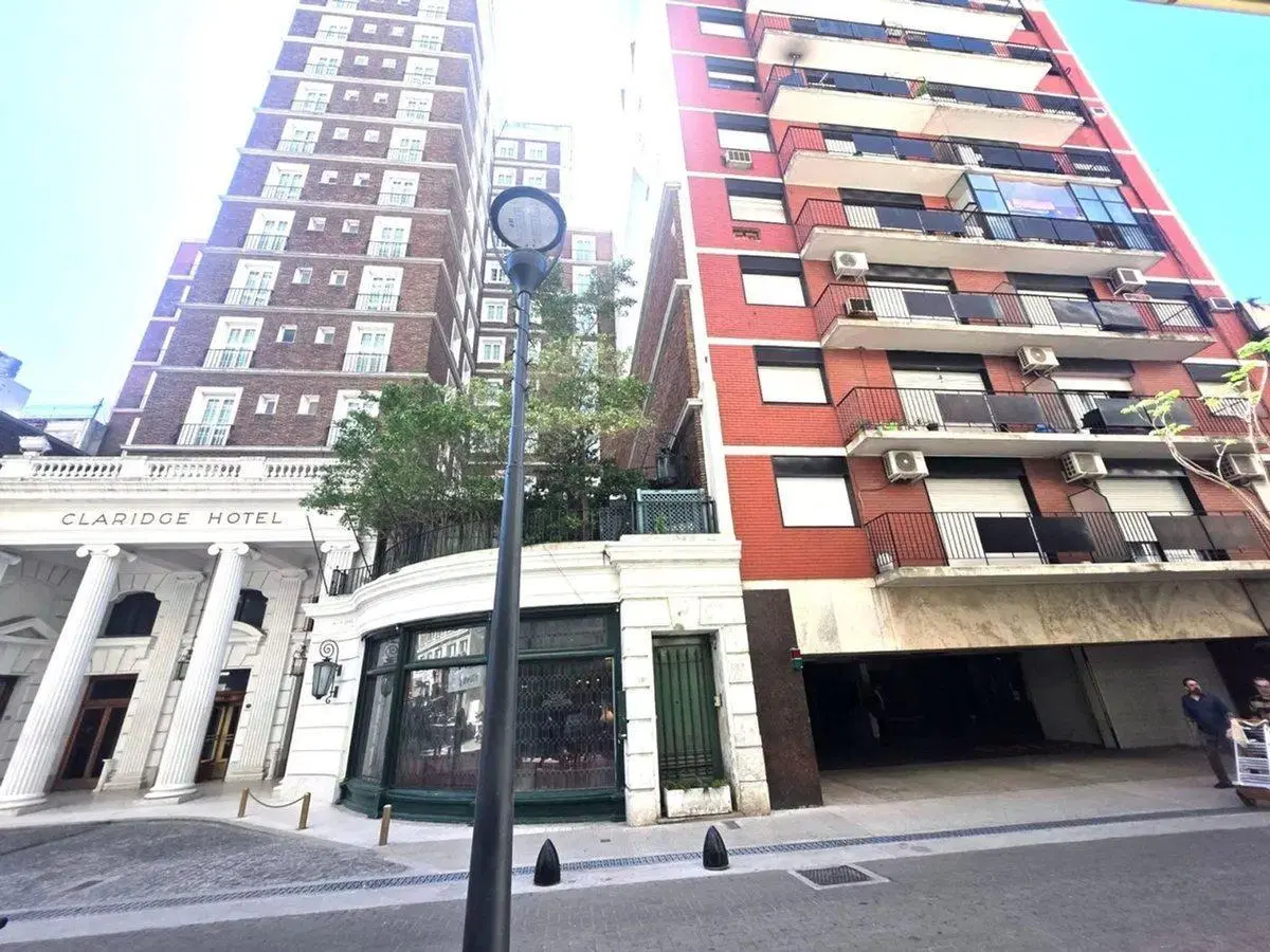 Venta Cochera Microcentro U$S 5.900 Renta! 3