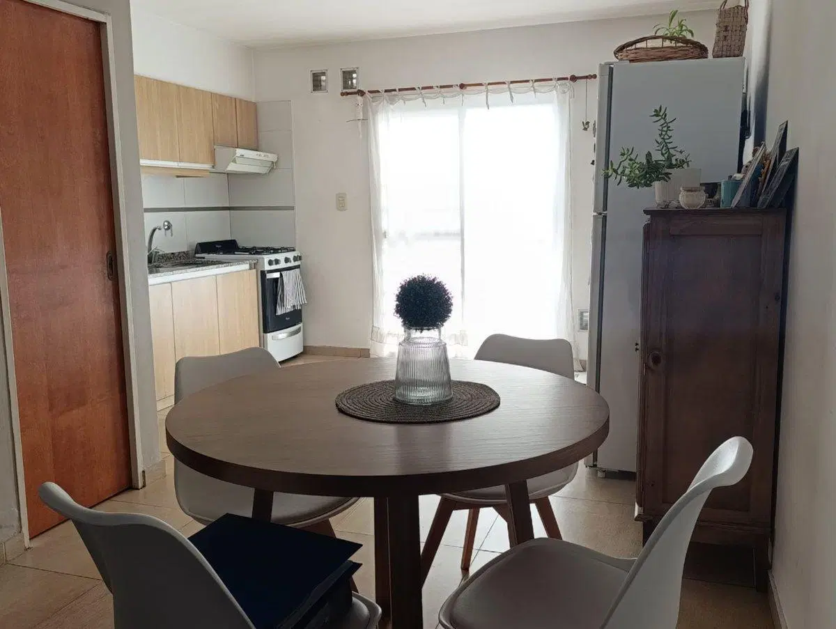 VENTA TRIPLEX EN HURLINGHAM 4