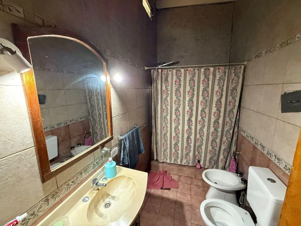 CASA LOTE PROPIO CON DOS LOCALES - ITUZAINGO 5