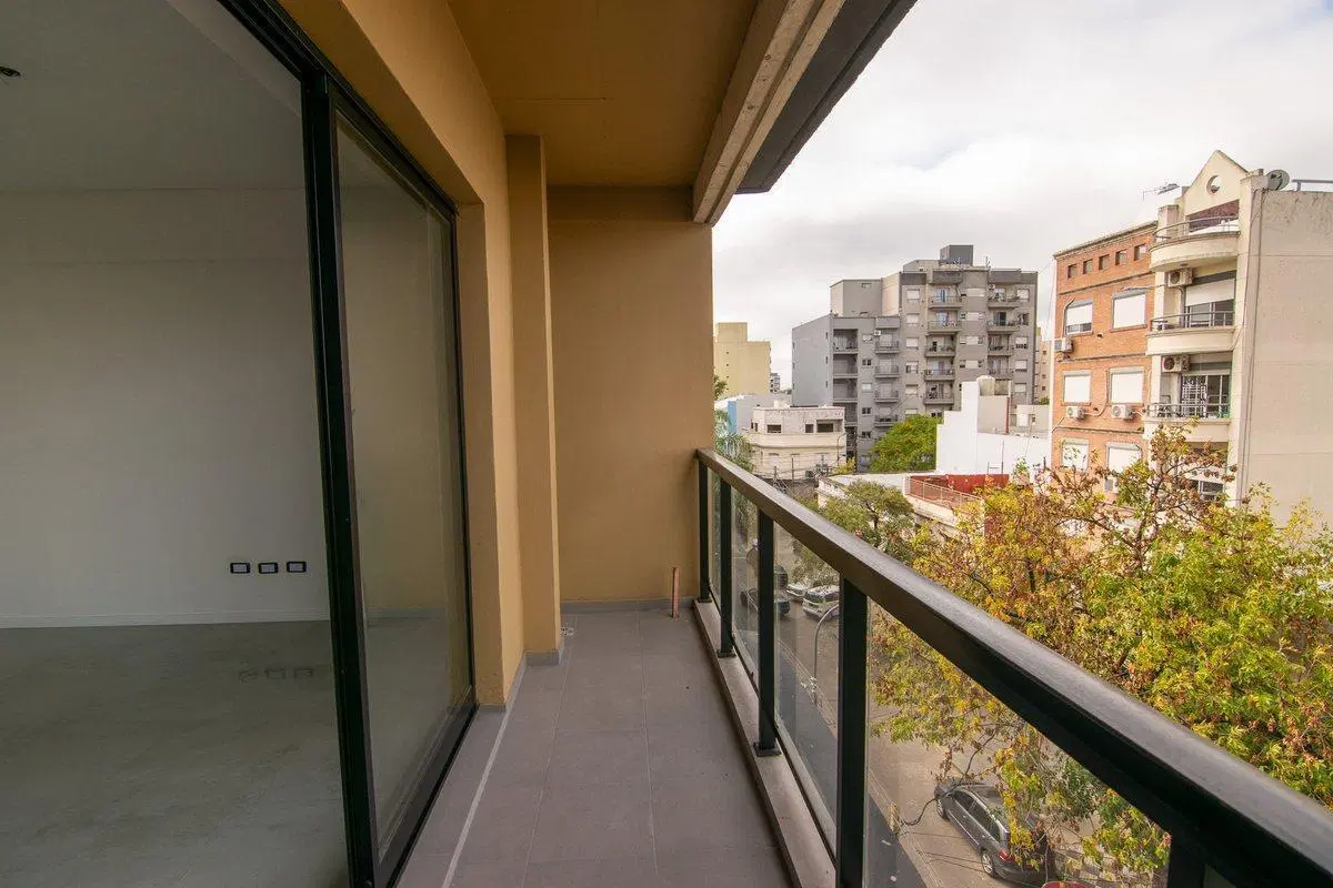 VENTA DEPTO 2 AMB CASEROS BALCON ESTRENAR FINANCIA 5