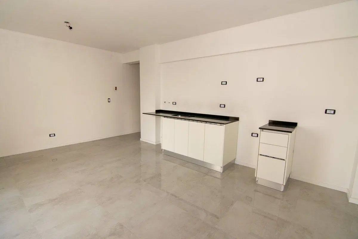 VENTA DEPTO 2 AMB CASEROS BALCON ESTRENAR FINANCIA 3
