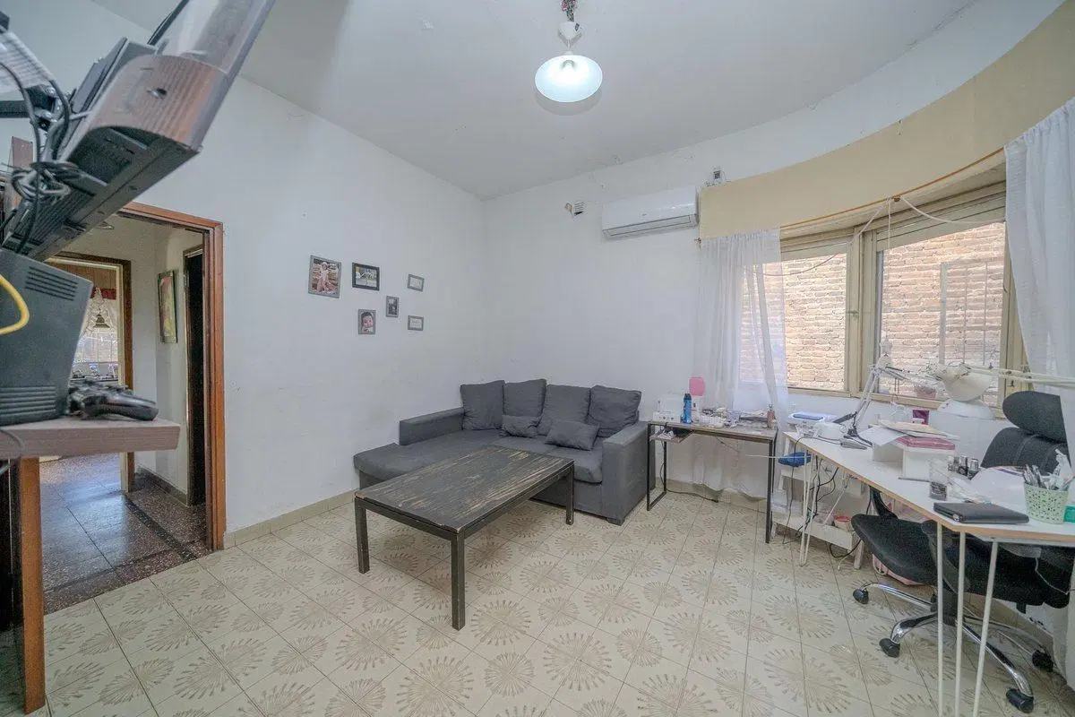 VENTA PH 3 AMBIENTES CON JARDIN Y COCHERA 5