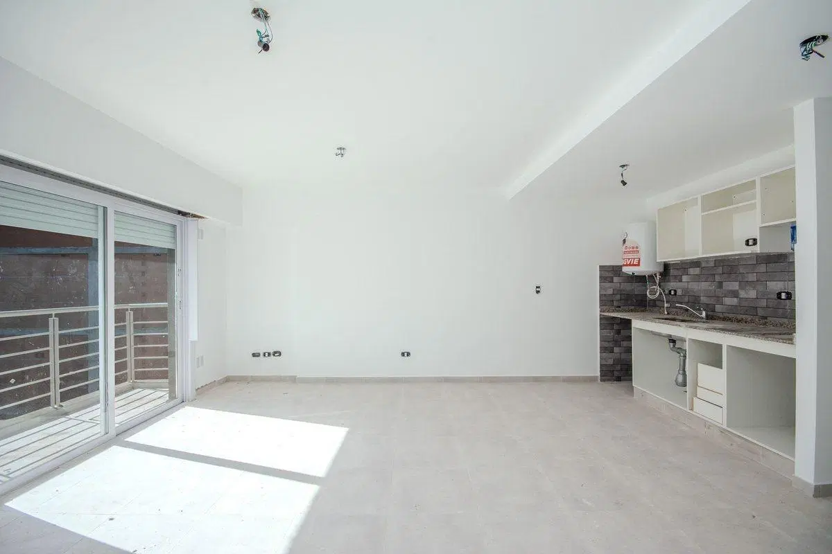 VENTA DE DEPARTAMENTO MONOAMBIENTE M CORONADO 2