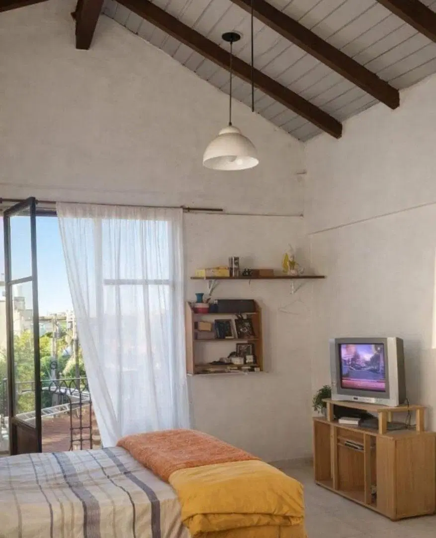 VENTA PH  3 AMBIENTES CASEROS PERMUTA 4