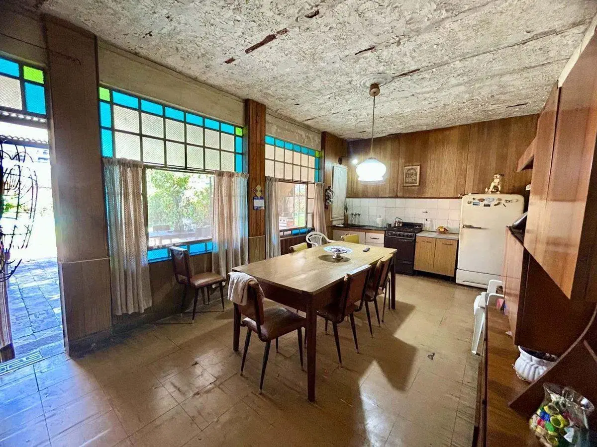 Venta/Permuta Casa 5 amb a refac Caseros Centro 5