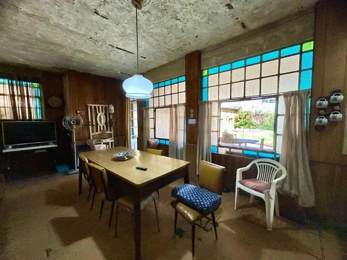 Venta/Permuta Casa 5 amb a refac Caseros Centro 4