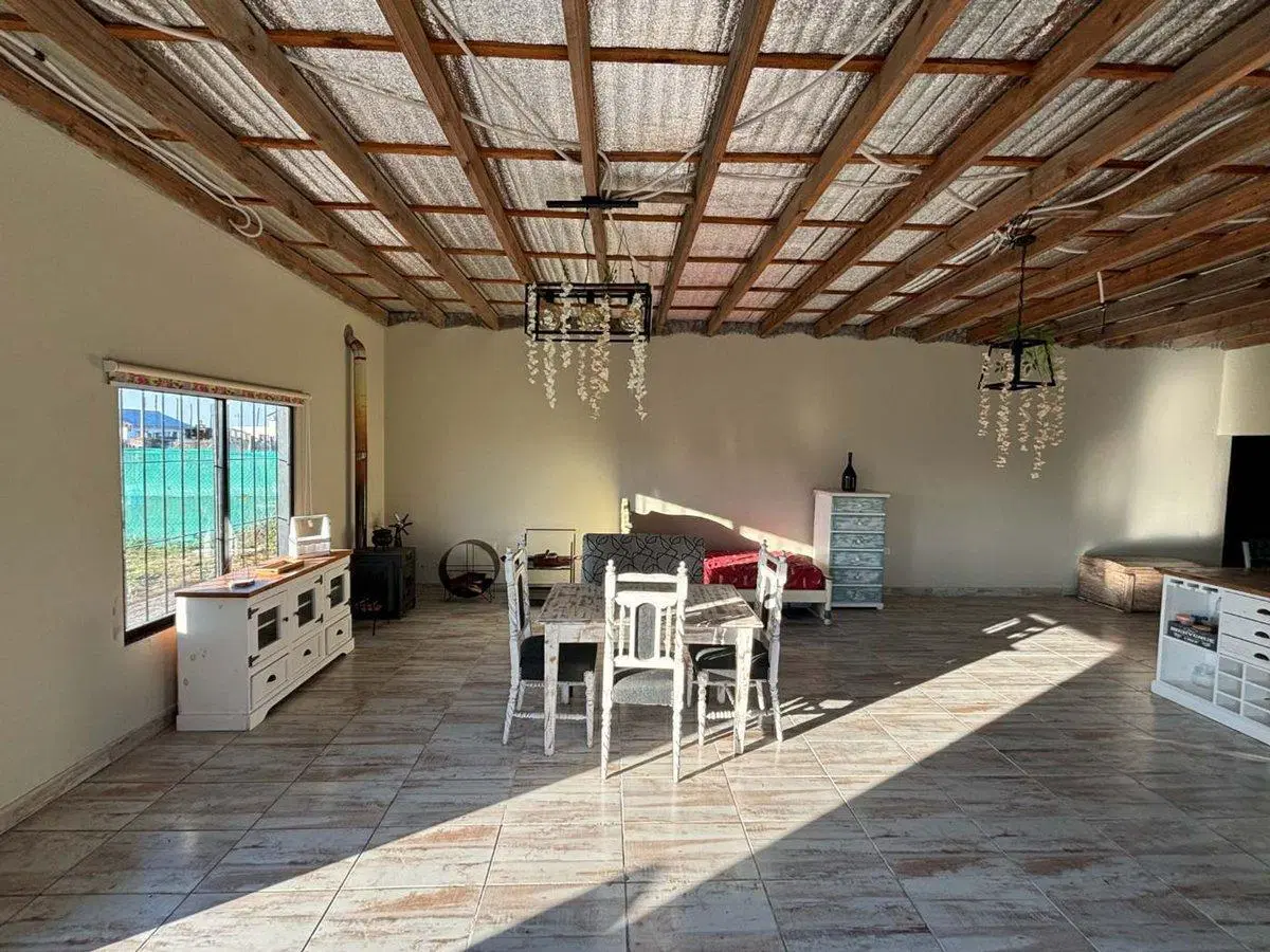 CASA QUINTA CON PILETA Y JARDIN EN ALEJANDRO KORN 3