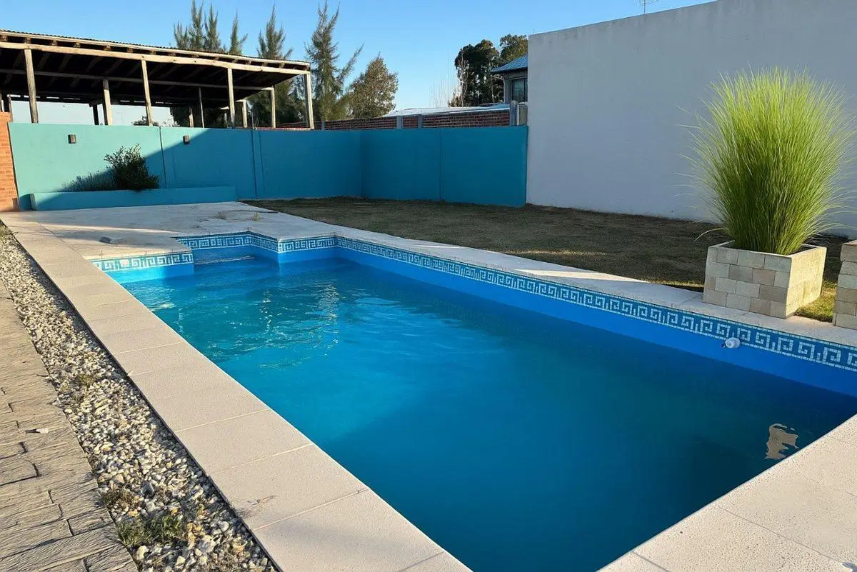 CASA QUINTA CON PILETA Y JARDIN EN ALEJANDRO KORN 2