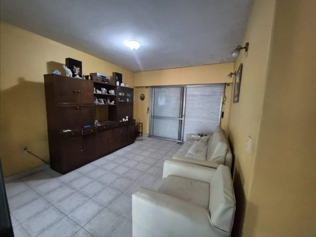 VENTA CASA 420 M2 4 AMB CASEROS GRAN GALPON PARQUE 4