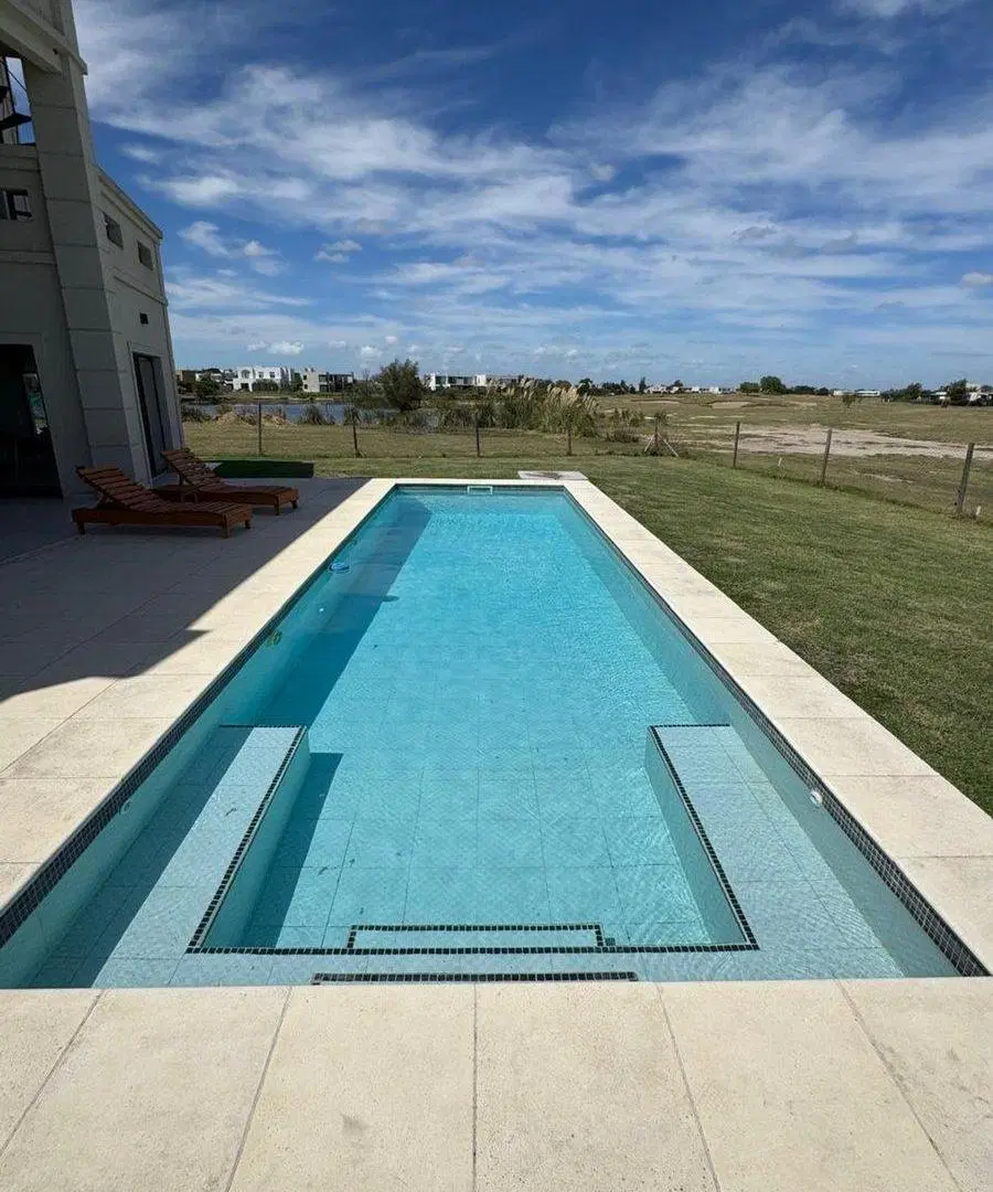 VENTA CASA VISTA LAGUNA GOLF PILETA-EL CANTON 3