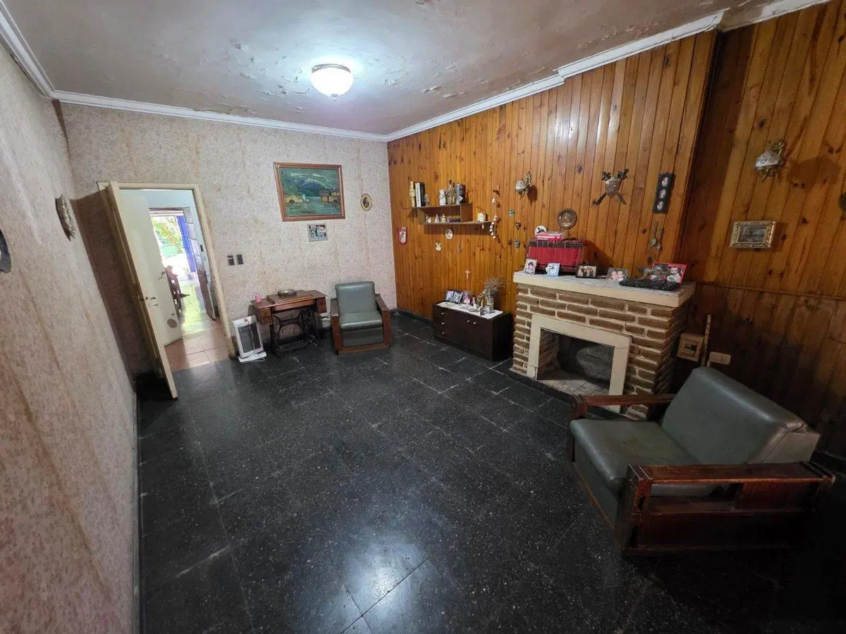 Chalet en venta Hurlingham sobre gran lote 578m² 3