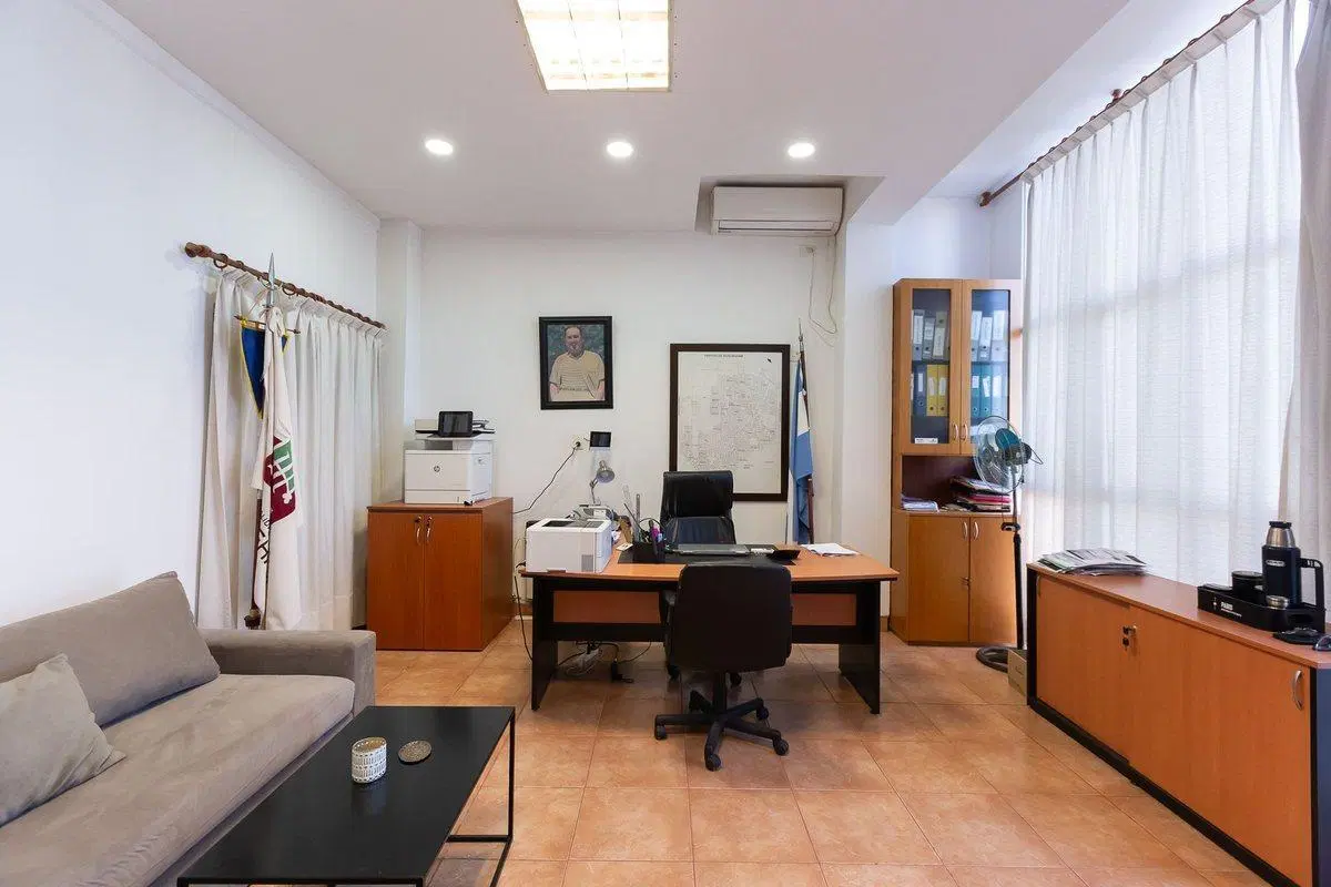 VENTA EDIFICIO EN HURLINGHAM - PERMUTA 2