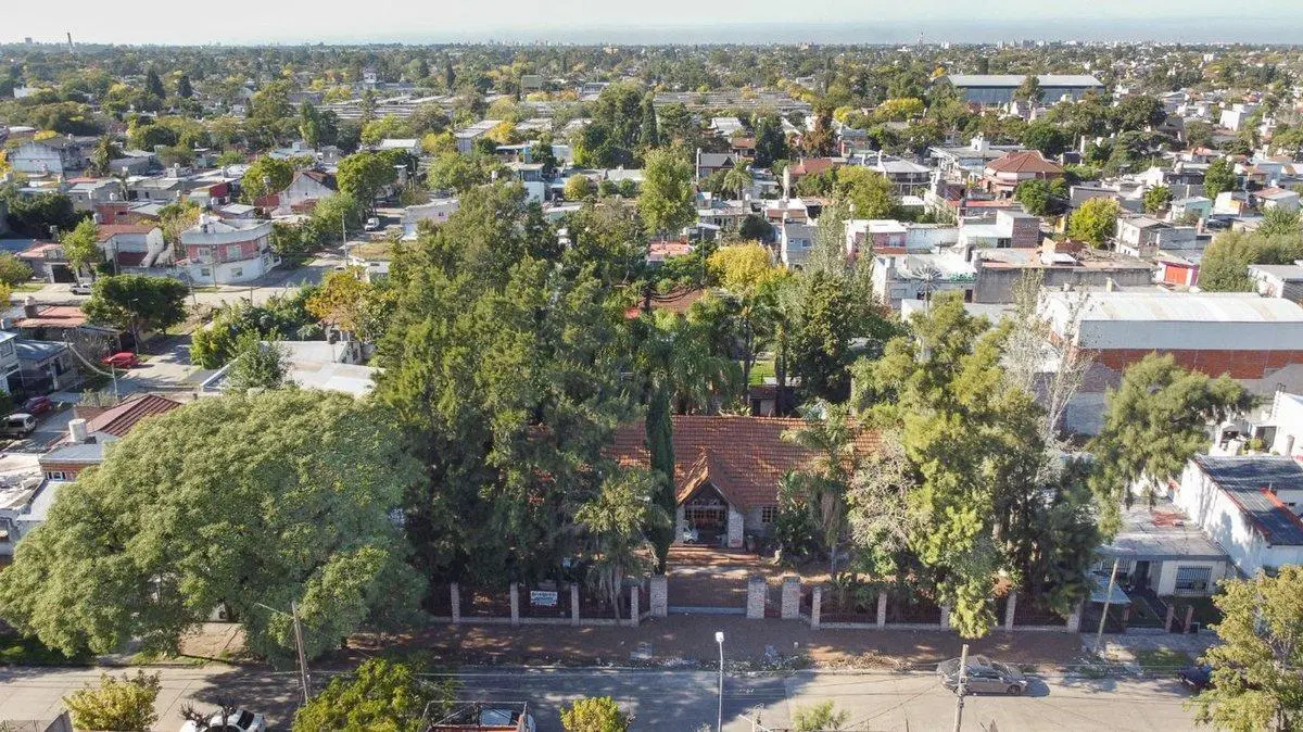 VENTA LOTE TERRENO EN HURLINGHAM - ACEPTA PERMUTA 2