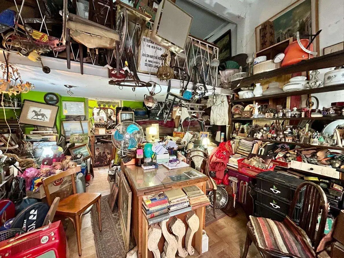 Venta/Pmuta local comercial c/entrepiso San Telmo 3