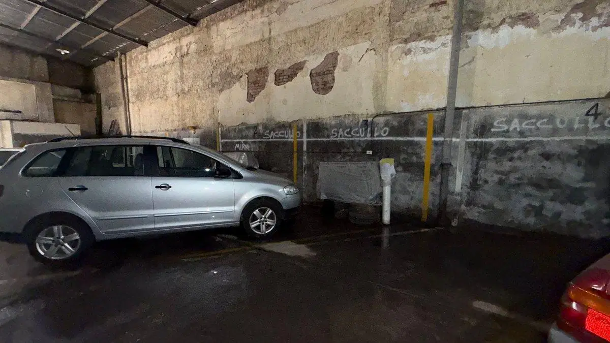 VENTA DE DOS COCHERAS EN SANTOS LUGARES 3