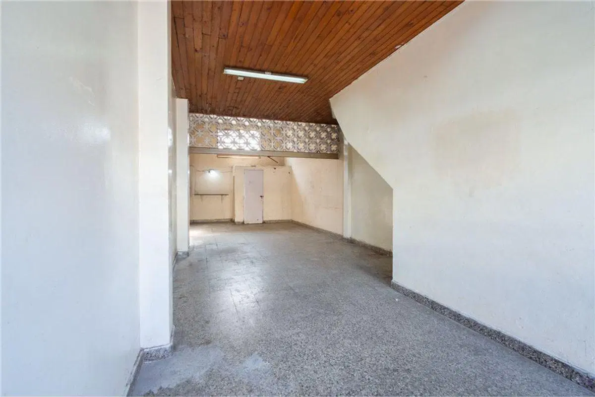 Venta local comercial - San Martin 4