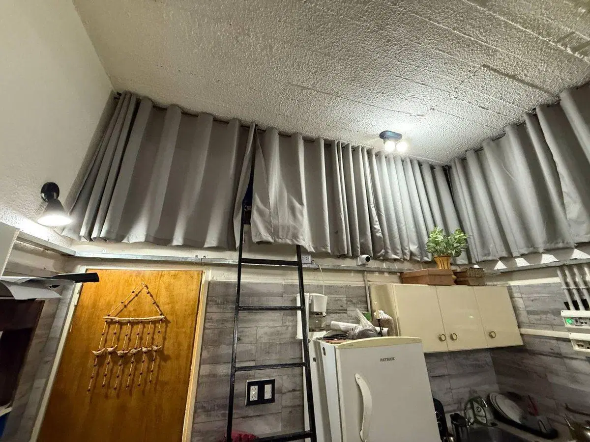 VENTA LOCAL COMERCIAL CASEROS - APTO VIVIENDA 4