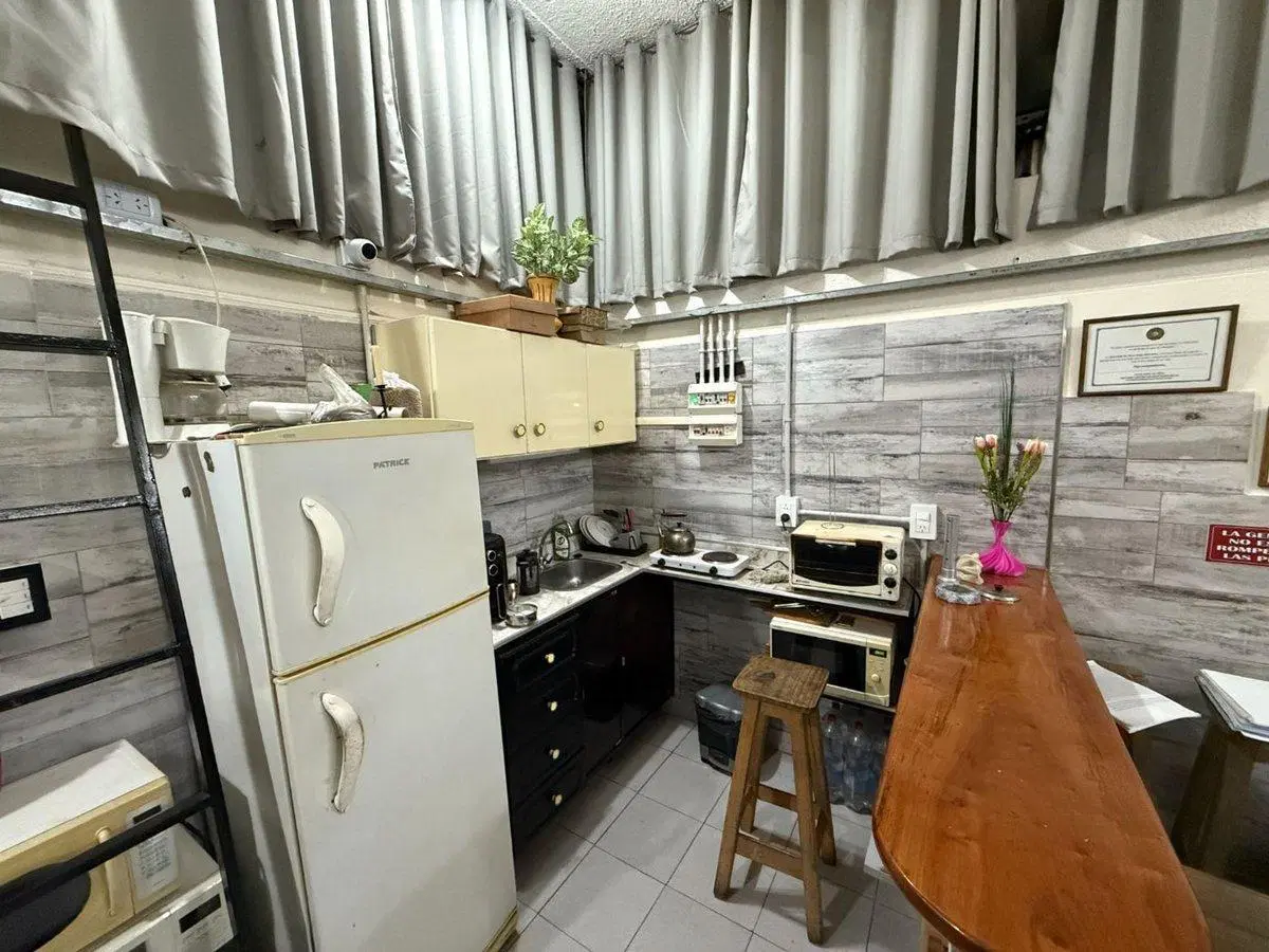 VENTA LOCAL COMERCIAL CASEROS - APTO VIVIENDA 3