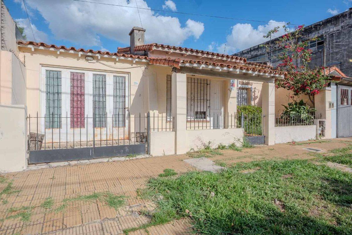 VENTA CASA 3/AMB COCHERA/PATIO+DPTO 1 AMB Z/SUAREZ
