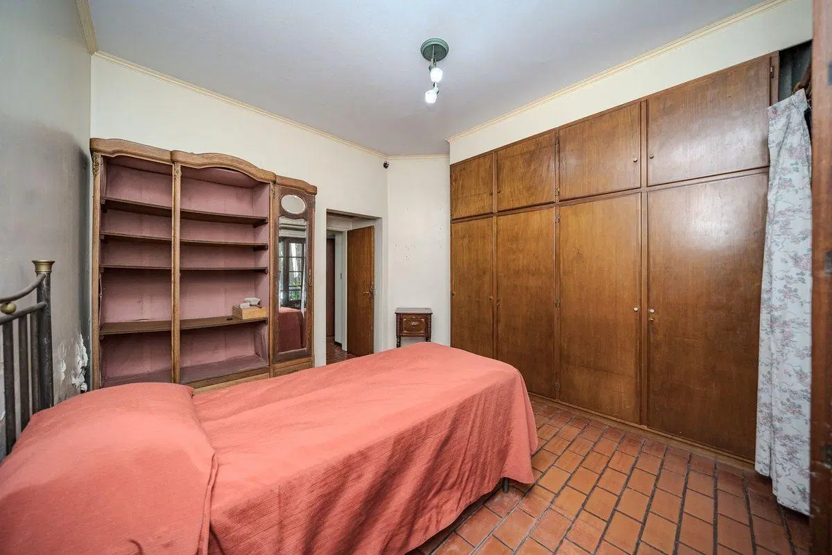 VENTA CASA 4 AMBIENTES COCHERA PATIO APTO CREDITO 3