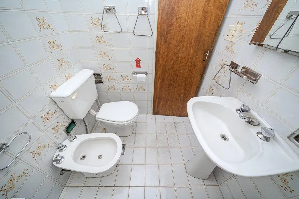 VENTA CASA 4 AMBIENTES COCHERA PATIO APTO CREDITO 5