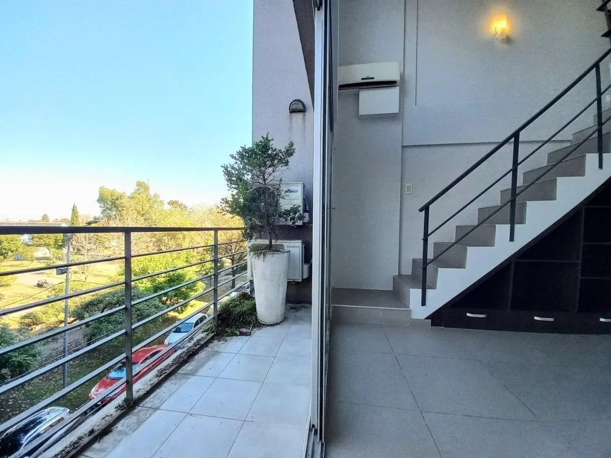 VENTA DEPTO LOFT 2 AMB COCHERA-CASTELAR CREDITO 2
