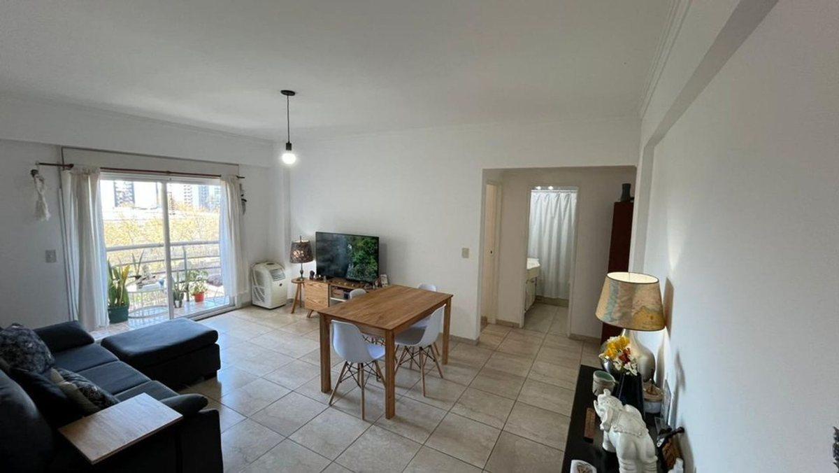 Foto de DEPTO 2 AMBIENTES CON AMENITIES EN CASEROS, imagen 2