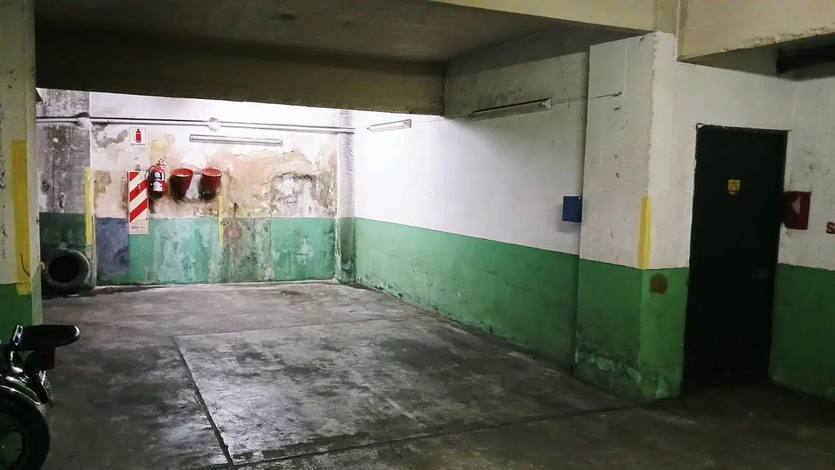 VENTA COCHERA EN PARQUE CENTENARIO 3