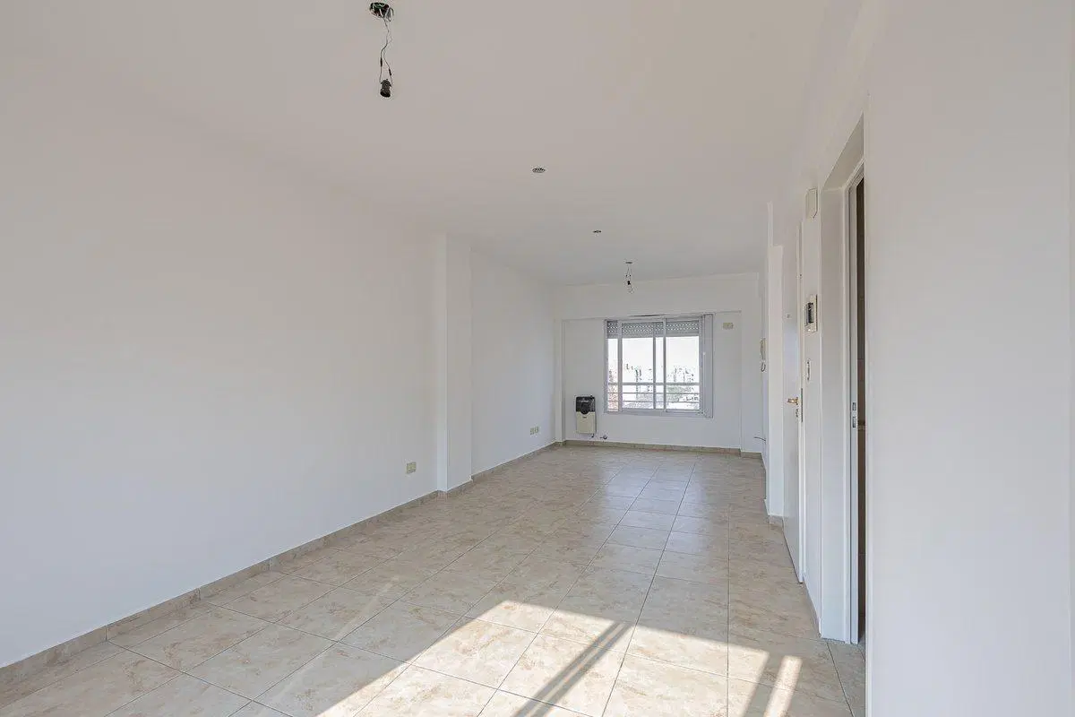 VENTA DE DEPARTAMENTO MONOAMBIENTE MORON CENTRO 3