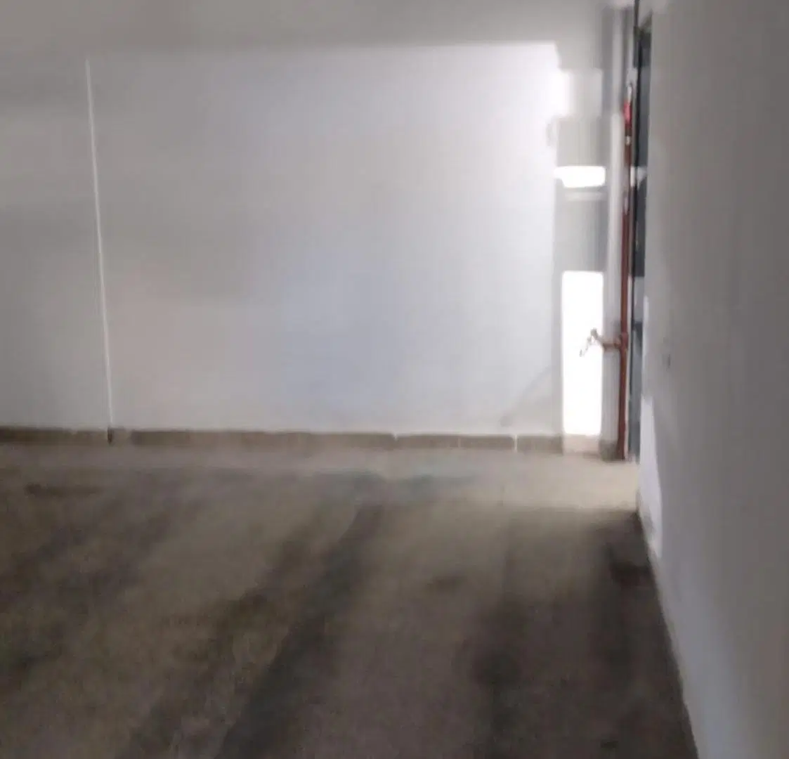 Venta Local sobre Ruta 8/ Primera Junta.(PERMUTA) 4
