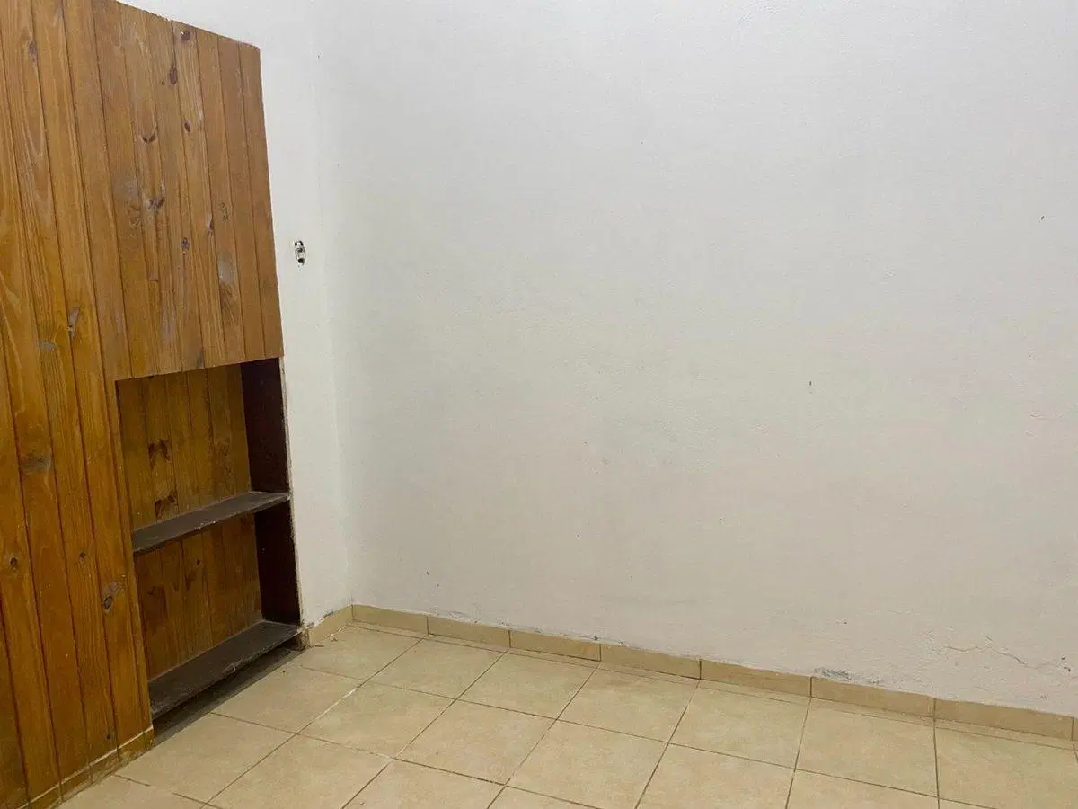 VENTA PH  4 AMB SANTOS LUGARES PATIO A REFACCIONAR 4