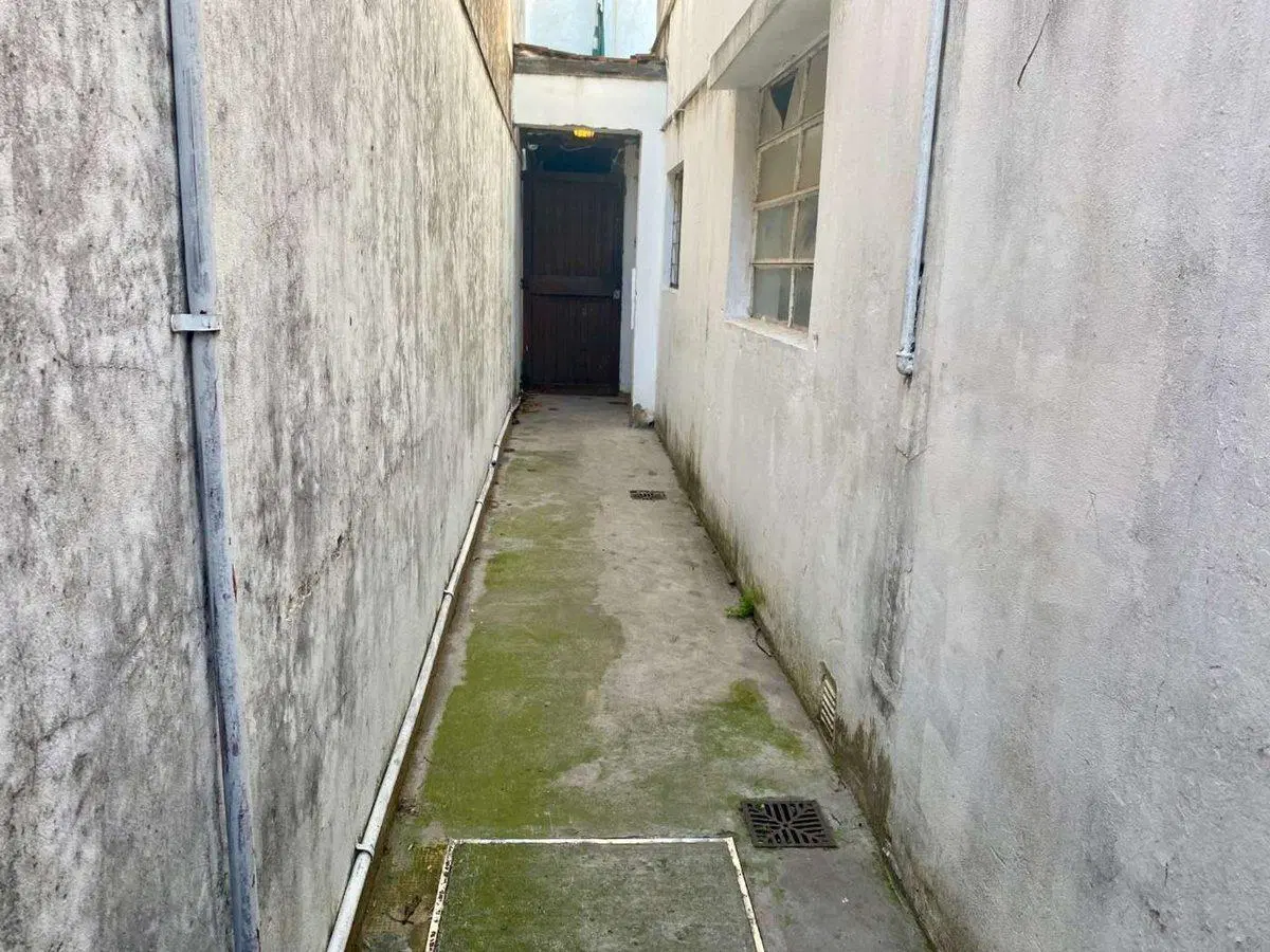 VENTA PH  4 AMB SANTOS LUGARES PATIO A REFACCIONAR 5