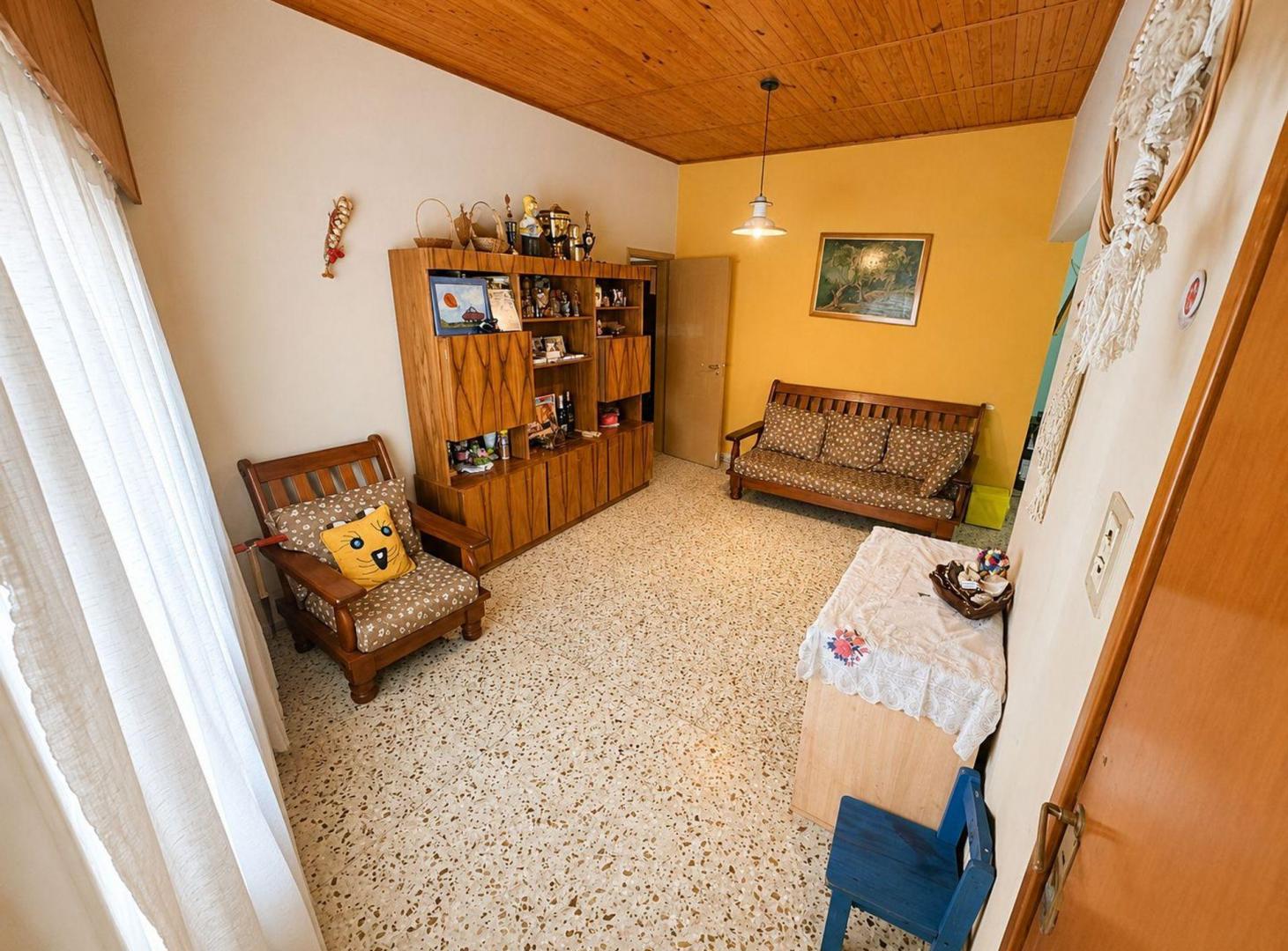 VENTA PH 3 AMB C/COCHERA-CASEROS APTO CREDITO