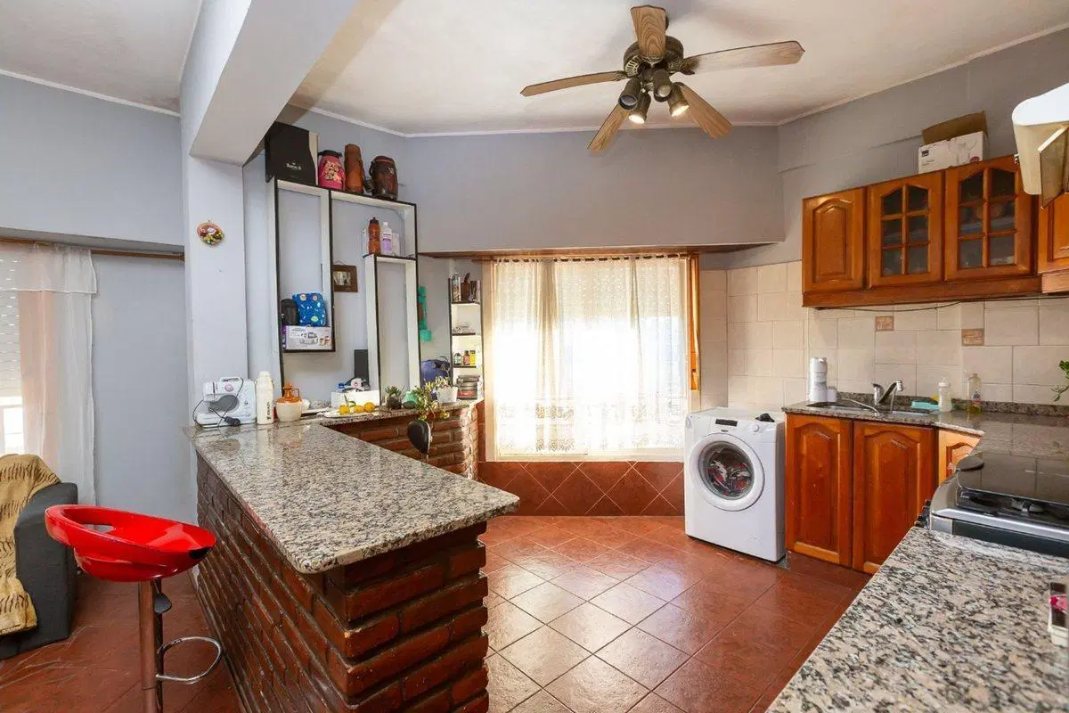 VENTA PH 3 AMB EN PALOMAR C/COCHERA - PERMUTA 2